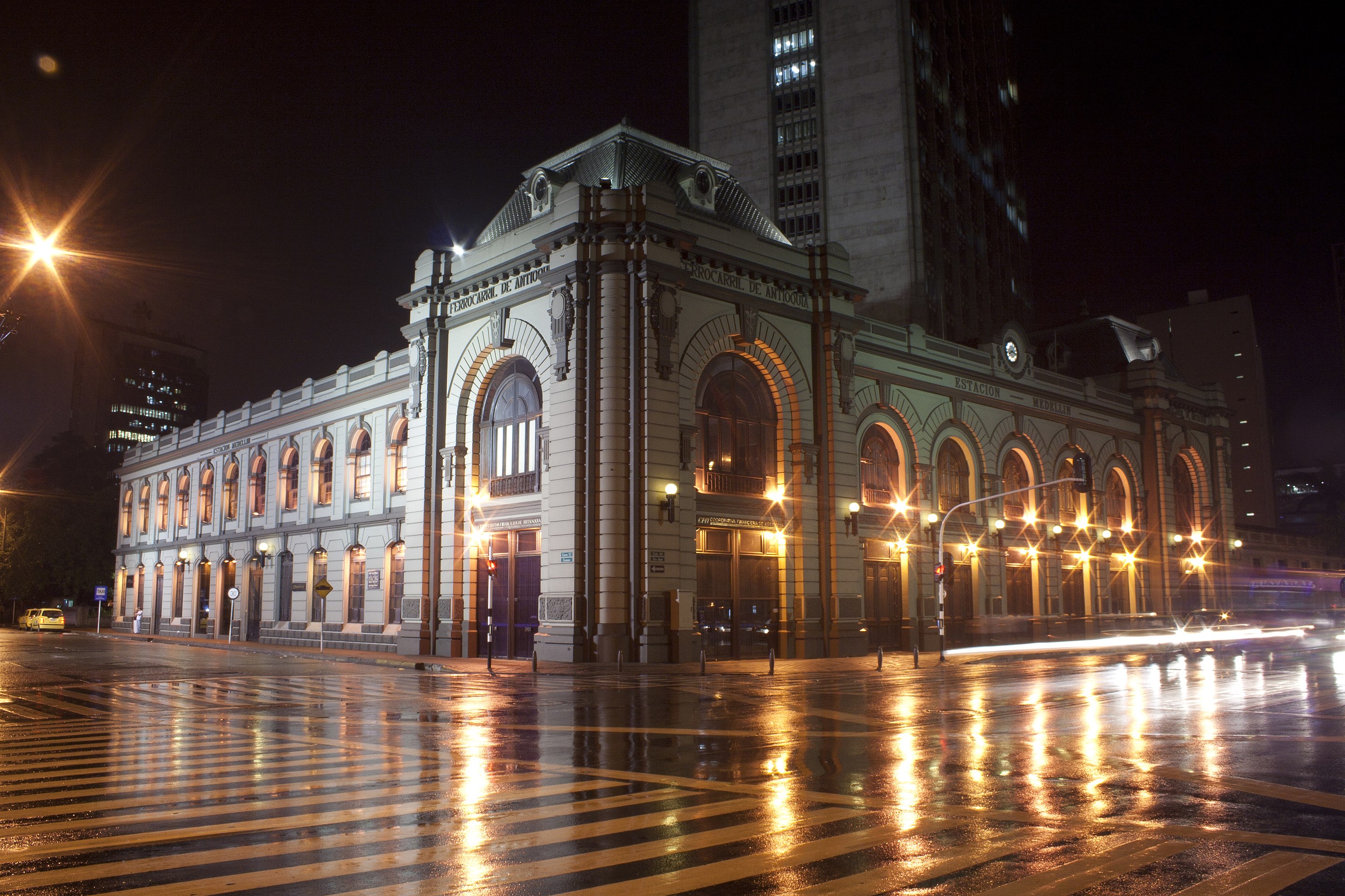 Estacion_Cisneros_Medellin